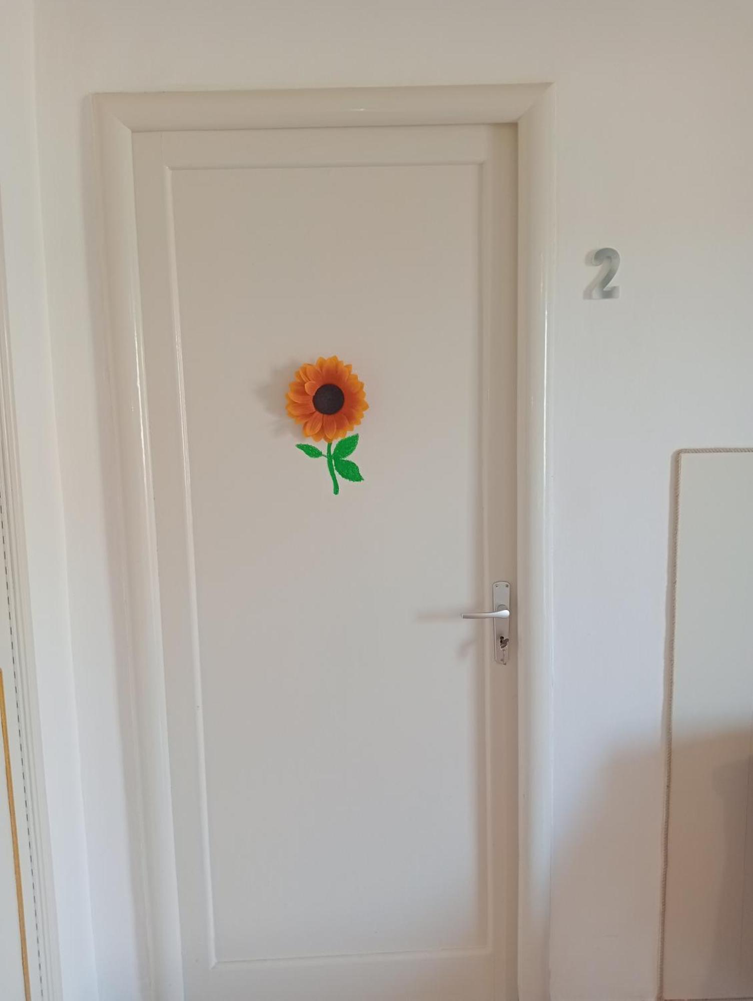 Casa Vacanze I Tre Girasoli "Green House" Caltagirone Esterno foto